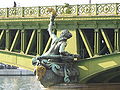 Pont mirabeau injalbert navigation.jpg