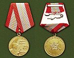 Medal 60 let VS.jpg