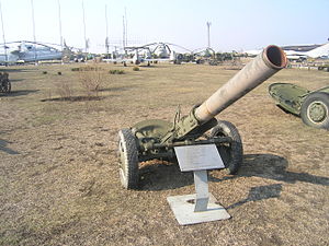 160 mm mortar M-160-4050.JPG