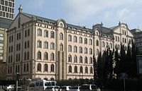 "Landmark" center in Baku.jpg