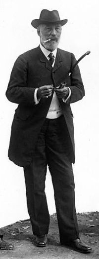 Eugène-Melchior de Vogüé 1910.jpg