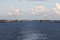 Kronstadt from east to west with a Cruiseship 0199.JPG
