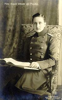 принц Август Вильгельм (фото примерно 1910—1915 годов)