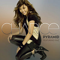 Обложка сингла «Pyramid» (Шарис и Iyaz, 2010)