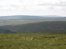 Panorama from the summit of Killhope Law (13, S - five horizons) - geograph.org.uk - 1451574.jpg