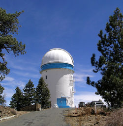 Купол основного телескопа обсерватории - 2.12-м рефлектора