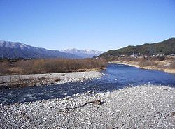 Tenryū River December 28, 2005.JPG