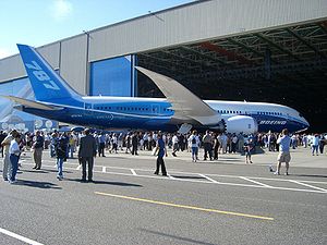 Boeing 787 Roll-out.jpg