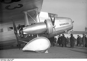 Bundesarchiv Bild 102-12984, Berlin, Großflugzeug "Do K".jpg