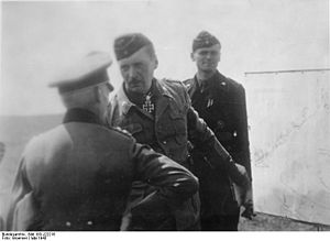 Bundesarchiv Bild 183-J22216, Russland, Hyazinth Graf von Strachwitz.jpg