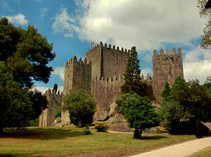 Castelo de Guimarães Castelo da Fundação.JPG