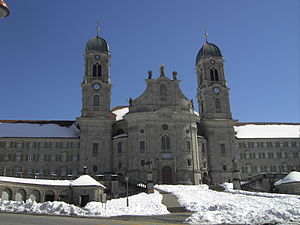 Einsiedeln SZ Klosterkirche.jpg
