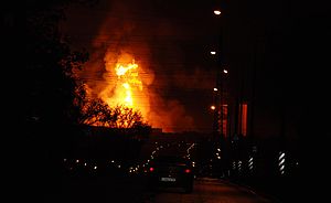 Moscow gas fire 2009.JPG