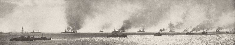Панорама союзных кораблей